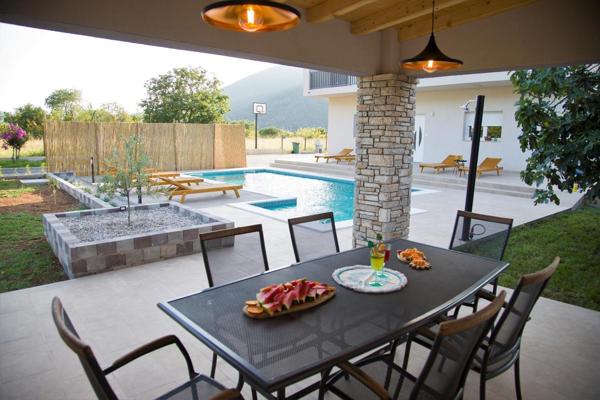 Villa Village โมสตาร์ ภายนอก รูปภาพ